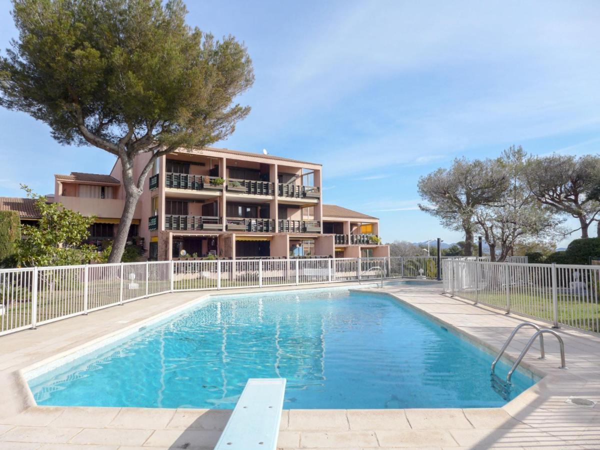 Studio Les Caroubiers-1 By Interhome Saint Aygulf Bagian luar foto